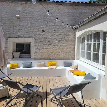 Maison Familiale Proche De La Saujon