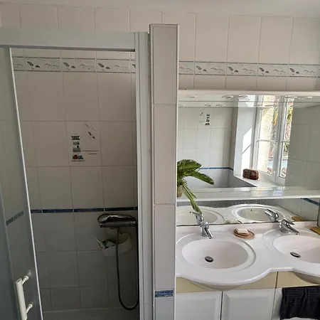 Maison Familiale Proche De La *