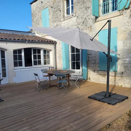 Maison Familiale Proche De La Saujon